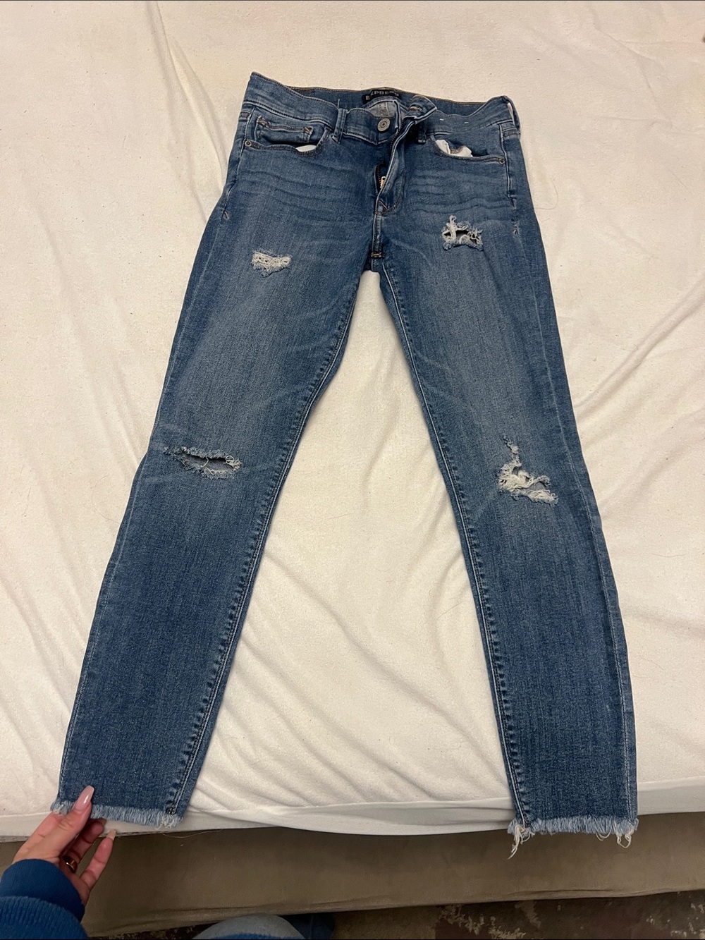 Express Distressed Blue Women’s Skinny Jeans